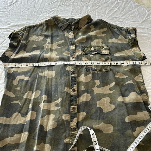 C&C CALIFORNIA Short Sleeve button down top green camo Sz S - Picture 5 of 11